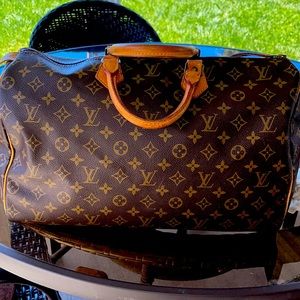 LV bag authentic code VI863